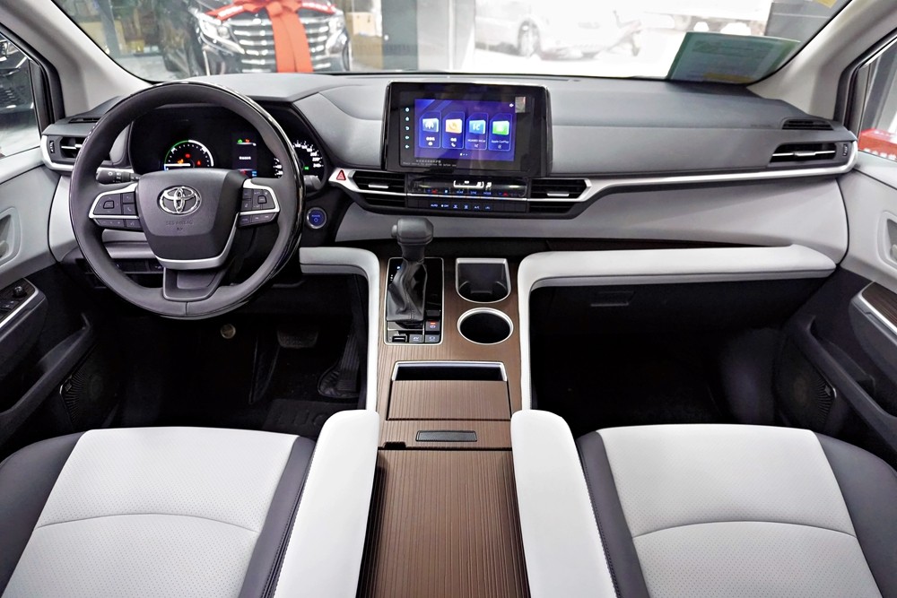 豐田賽那汽車內(nèi)飾改裝